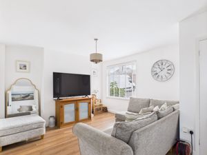 Photo 8- click for photo gallery